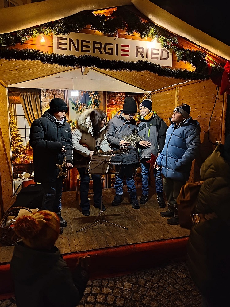 a75c2737-95cd-46c0-b832-a5bc033fca19 a75c2737-95cd-46c0-b832-a5bc033fca19